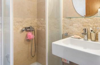 Daniil's luxury villa and spa - Photo 33