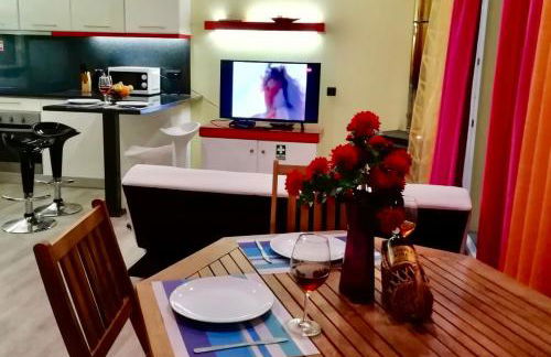 Casa da Relva com Piscina Aquecida Interna - Foto 21