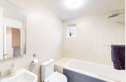 Modern Home, Sleeps 8, Parking - Foto 7