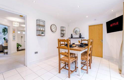 Luxurious Cosy 4BR Home Cheshire - Photo 15