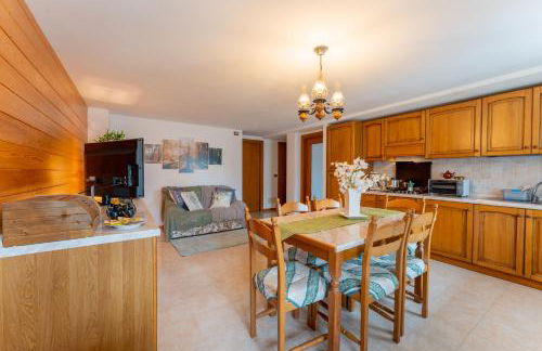 Lhousing - Tricamere con due bagni in centro - Foto 10