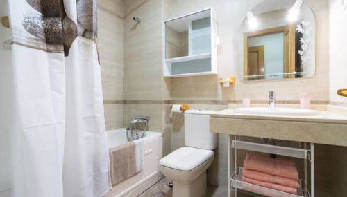 Jardines del Litoral Momas Homes - Photo 5, towels