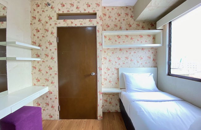 Spacious 3Br At Gateway Ahmad Yani Cicadas Apartment - Photo 5