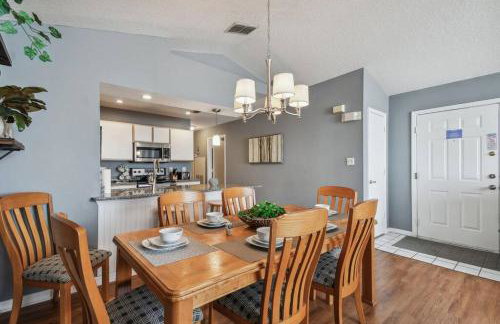 FABULOUS New Decor, Near Dis, Fireplace, Star Wars Children's BR, Next To Pool, LOW rates! - Foto 72