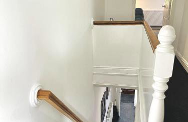 Ideal 3 bed pay-as-you-stay home in Wigan sleeps 6 - Foto 22