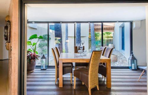 Japanese-Inspired Villa Facing Pic Saint-Loup - Foto 8