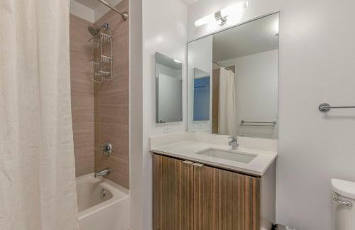 Loop jr 1br w game room nr park riverwalk CHI-1013 - Photo 13