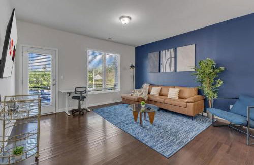 3BR Townhouse King Bed Garage Near NC State - Foto 32