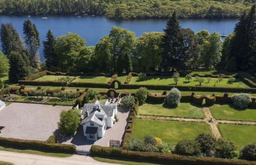 Garden Cottage - Photo 1