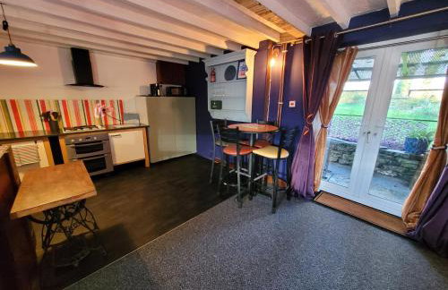 Charming pet friendly 2 bedroom cottage, close to Narberth & local beaches, friendly animals on our smallholding - Foto 19