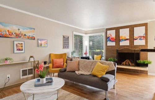 Vibrant 2bed Condo - Stroll to SEA Space Needle - Foto 43