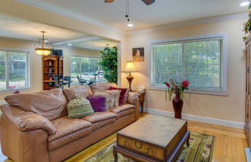 El Portal Vacation Rental about 9 Mi to Miami! - Foto 1