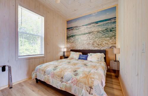 Beachfront Retreat with Dock in Lanark Village! - Foto 10
