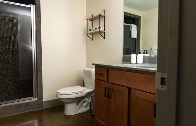 Extra Classy 1 BR Loft With Exposed Brick Downtown - Foto 3