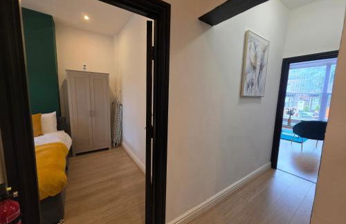 Deluxe 2BR Apartment Near City Center - Sleeps 6 - Foto 80