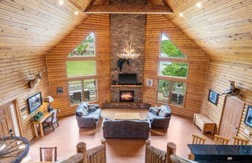 Luxury Lakefront Chalet Resort 2 Pools FREE Amenities Dock Kayaks Waterslide - Foto 69