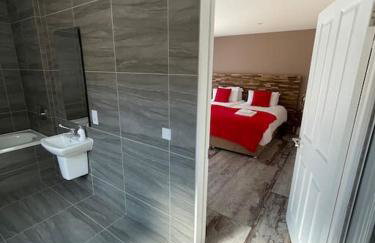 Luxury house with pool and hot tub - sleeps 16 - Foto 32