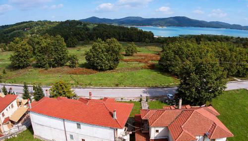 Orama Hotel - Serene Lake Plastira Retreat with Stunning Views - Foto 2