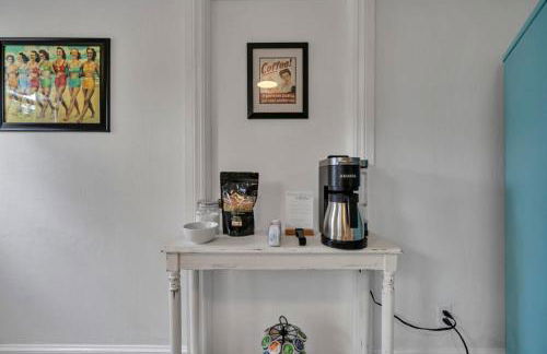 Retro by the Bay Close to Beach Eglin PetFriendly - Foto 33