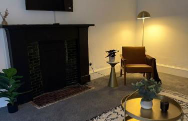 2BR Flat West End Near Kelvingrove and City Centre - Foto 1