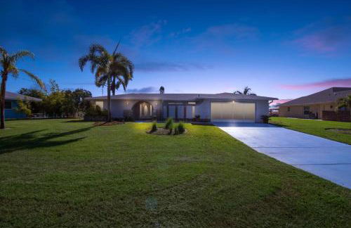 Pet Friendly Canal Front 3-Bedroom Grand Villa with Pool, Linai and Dock - Foto 55