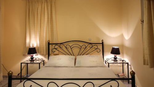 Villa View Studios - Photo 2