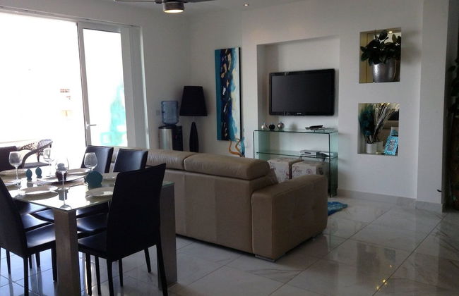 Luxury Seafront Apartment With Pool - Foto 10