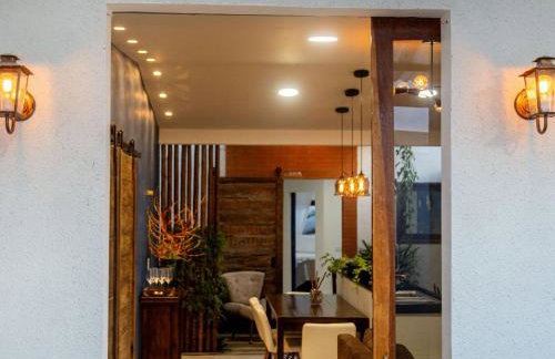 Casa Privativa 2 Quartos em Condomínio, Suite com Cama King e Closet, Quarto de Casal, Ar, Wi-Fi, Cozinha Completa e Garagem - Foto 34