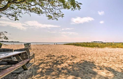 Beachfront Connecticut Retreat with Views! - Foto 30