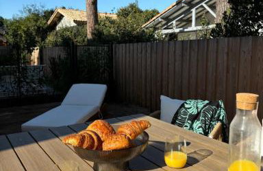 Maison neuve Lacanau à 300m de la plage sud et à proximité des golfs - Foto 2