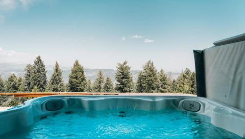 Peaceful Getaway with Hot Tub - Views - Evergreen - Foto 5