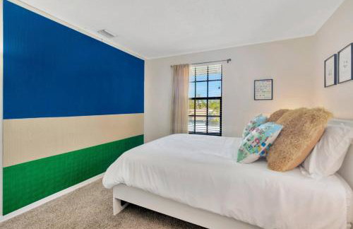 Huge 8BR wHTD Pool Ensuites Games Near Beach - Foto 31