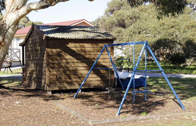 Cape Jervis Holiday Units - Photo 9