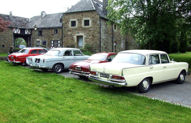 Apartment in Former Coach House - Photo 19