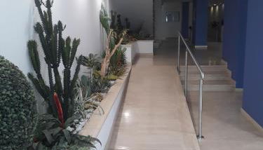 FRONTE MARE-CENTRALE-Riviera Palace-Giulianova-Apartment-affitti solo da Sabato a Sabato - Foto 2