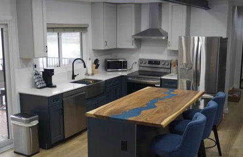 Unique 3-bed Lakefront Container Home - Foto 15