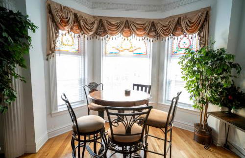 Club Salon Sleeps 10-20 Free Parking & TV - Foto 1