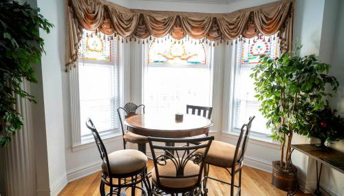 Club Salon Sleeps 10-20 Free Parking & TV - Foto 1