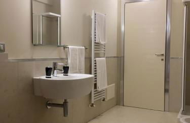 RESIDENZA VIRGILIANA SUITE con terrazza-Centro Storico - Photo 2