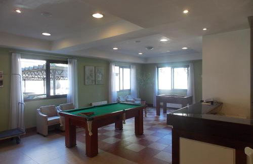 Apart-hotel em Gramado, padrão 4 estrelas, no centro - Foto 49