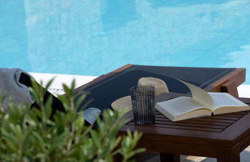 Lichnos Luxury Suites - Photo 17