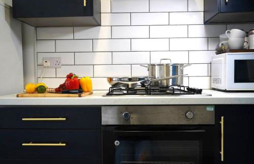 Falkirk City Centre Stylish Two-Bedrooms Apartment - Foto 7