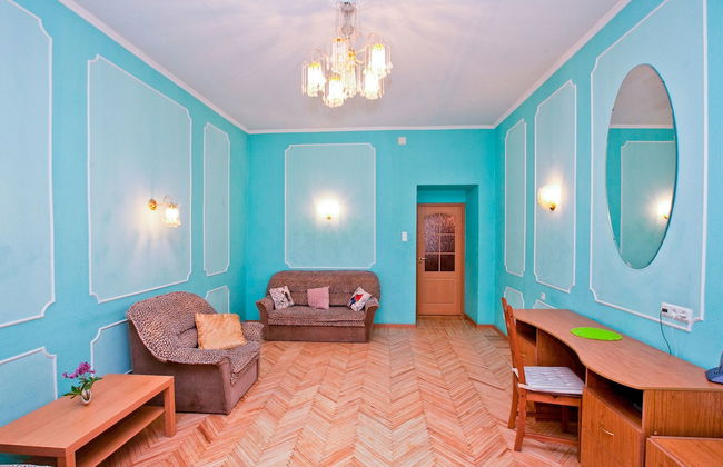 Feelathome on Lower Nevsky - Photo 49