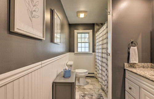 Mattituck Home with Fireplaces - Near Wineries - Foto 21