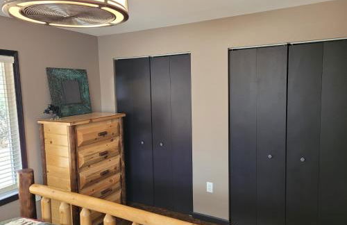 Hazel's Goose Creek Lodge - Private Riverfront! - Foto 31