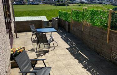 Carol,s Place Bridgend, Porthcawl, Margam Park, Port Talbot, Swansea & Cardiff mins from J37 M4 sleeps 6 - Foto 6