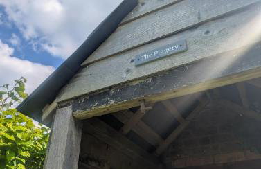 The Piggery, located at the foot of the Malvern's - Foto 6