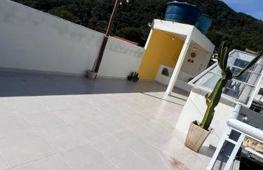 Casa com piscina, churrasqueira e terraço com vista pro mar! - Foto 19
