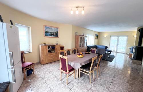 Villa espaciosa cerca de la playa de Sant Pere Pescador - Foto 19