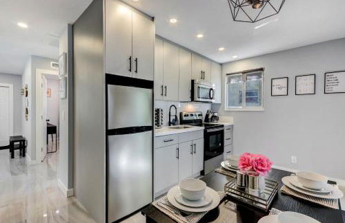 Renovated professional design, grill lake view! - Foto 14